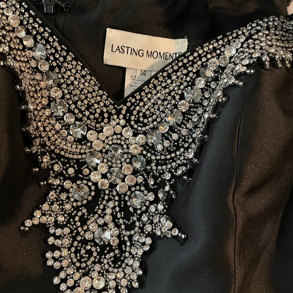 Black lasting moments dress with detailed neckline - Picture 4 of 4